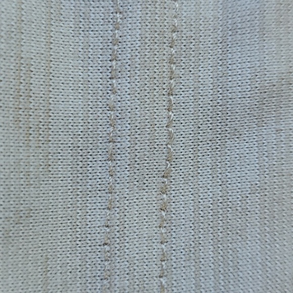 REEBOK, MENT GRAY TEE. 2023 date. Excellent condition and quality. Size‎ large. - Picture 3 of 9